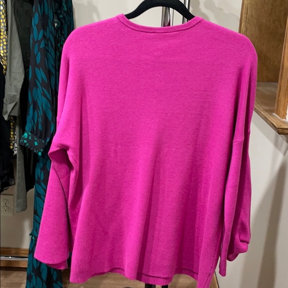 Tether Pullover #3887 Fall 2020 Medium - Picture 5 of 16